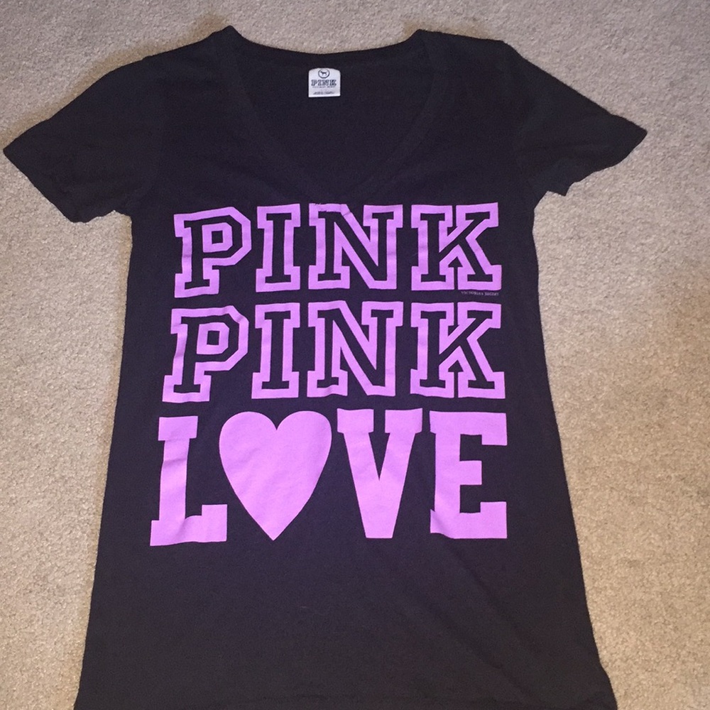 Victoria’s Secret PINK t-shirt 3 for  $25